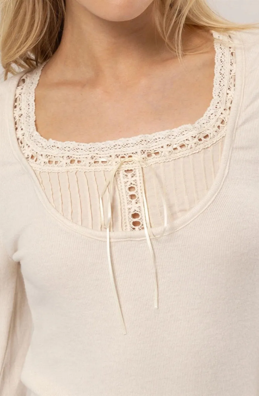 Vintage Coquette Lace Long Sleeve Top (Cream)