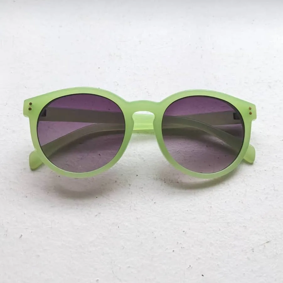 Y2K Funky Festival Retro 70s style Wayfarer Sunglasses Mint Green Sunnies Shades