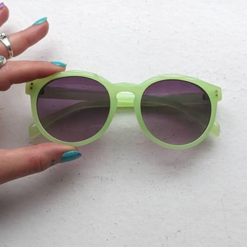 Y2K Funky Festival Retro 70s style Wayfarer Sunglasses Mint Green Sunnies Shades